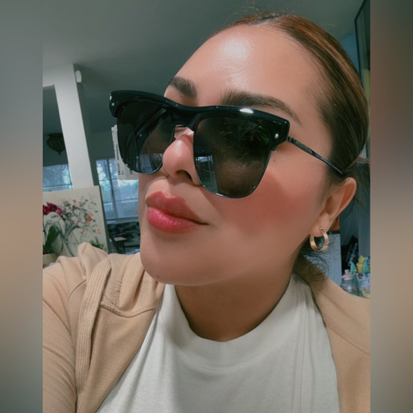 SALE🌻ALEXANDER MCQUEEN unixes sunglasses ✨❤️ - Picture 15 of 16